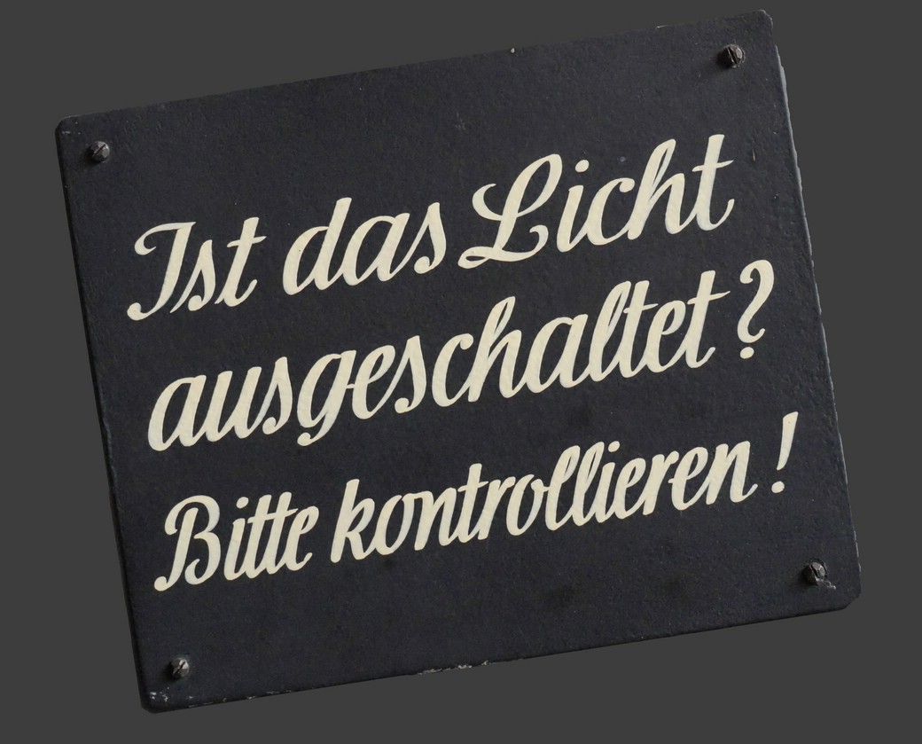 Hinweisschild für Stromeinsparungen... Hinweisschild für Stromeinsparungen...