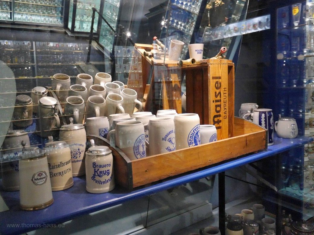 Im Gläserraum muss es spiegeln... Im Gläserraum muss es spiegeln...