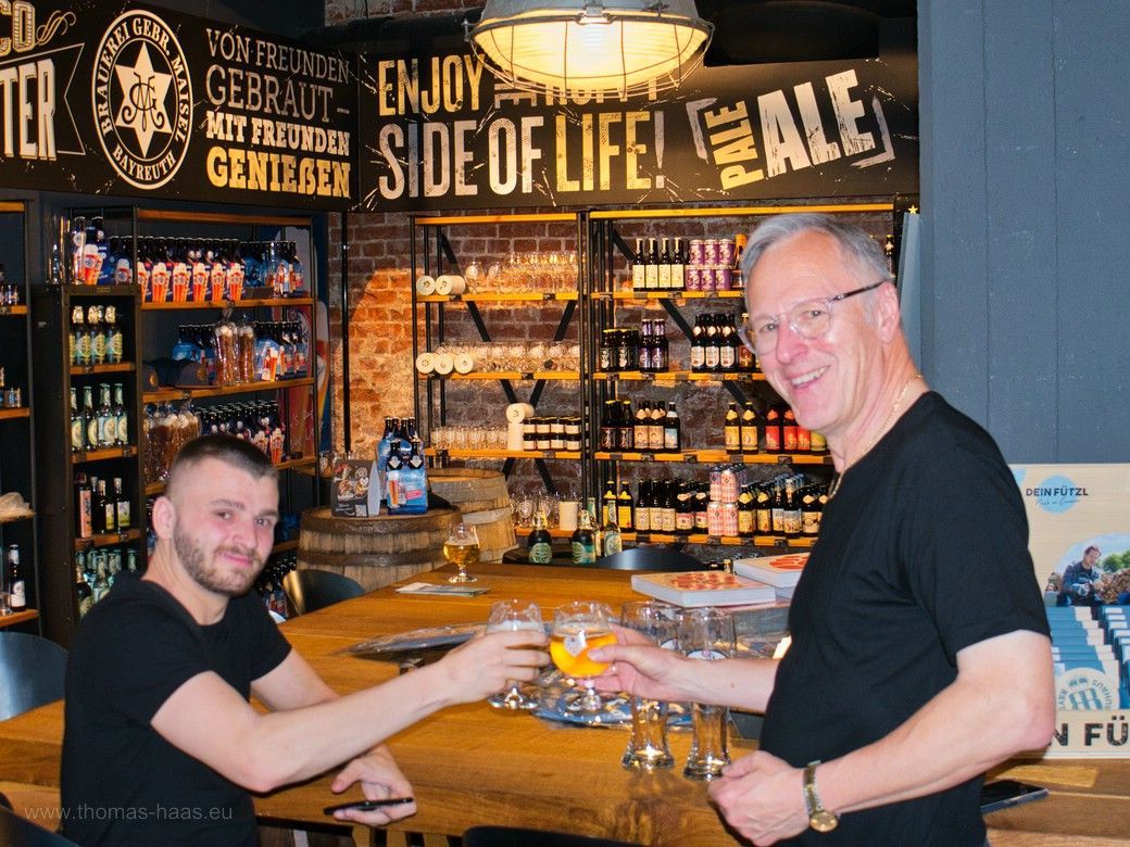 Im Maisel-Shop der BierErlebnisWelt, Bayreuth, Juni 2023 Im Maisel-Shop der BierErlebnisWelt, Bayreuth, Juni 2023