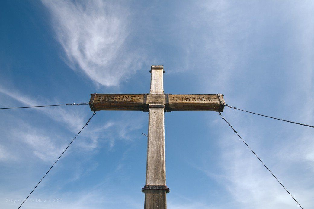 Gipfelkreuz... Yannick Musch, 2021 Gipfelkreuz... Yannick Musch, 2021