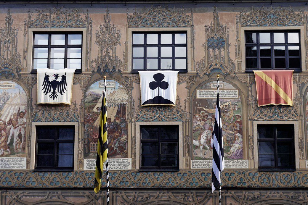 Ulmer Rathaus im Festagsschmuck, Juli 2021 Ulmer Rathaus im Festagsschmuck, Juli 2021