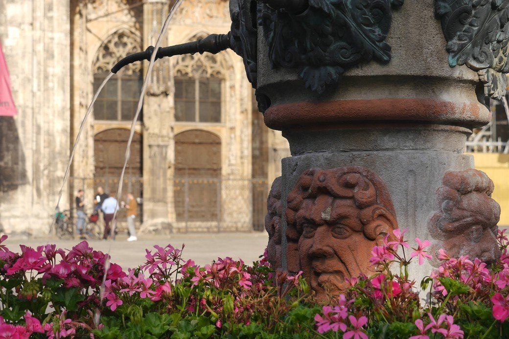 Löwenbrunnen, Münsterplatz, Ulm, 2021 Löwenbrunnen, Münsterplatz, Ulm, 2021