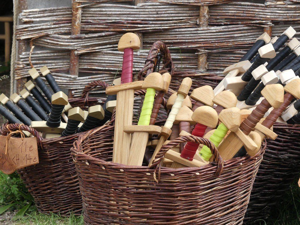 Verkaufsstand für kleine Wikinger - Haithabu, 2022 Verkaufsstand für kleine Wikinger - Haithabu, 2022