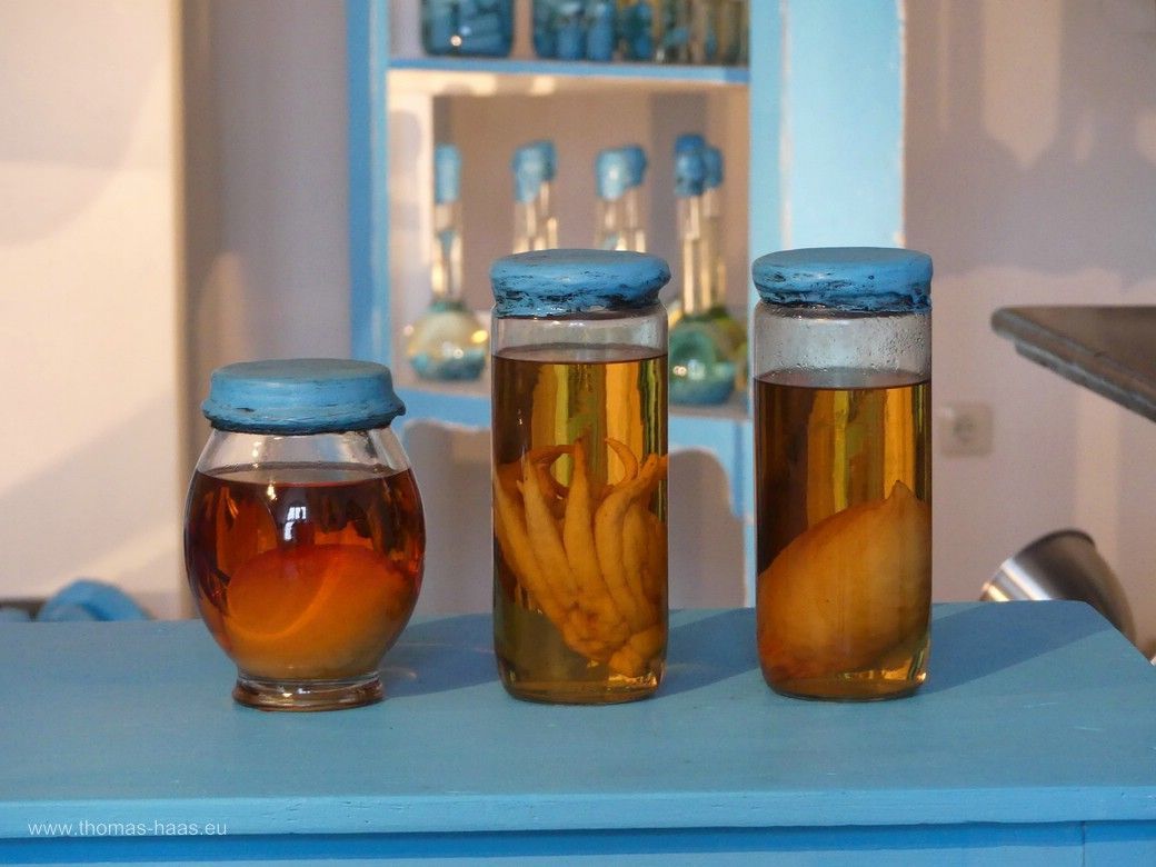Ausstellungstück, Anne Schlegel, „Spiegel der Welt“ Schloss Gottorf, 2024 Ausstellungstück, Anne Schlegel, „Spiegel der Welt“ Schloss Gottorf, 2024