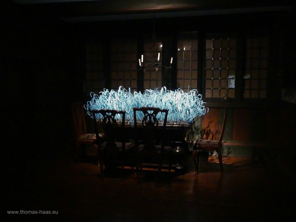 Ausstellungstück, Anne Schlegel, „Spiegel der Welt“ Schloss Gottorf, 2024 Ausstellungstück, Anne Schlegel, „Spiegel der Welt“ Schloss Gottorf, 2024