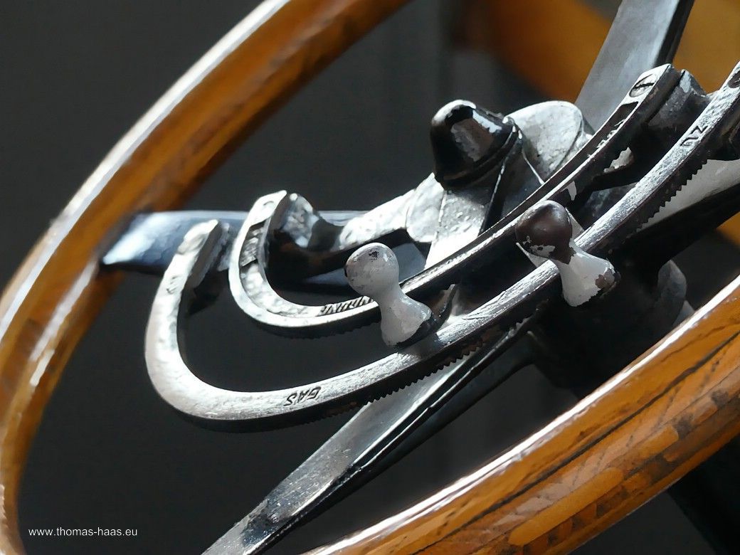 Historischer Brauerei-Lkw, Gold Ochsen, Ulm - Lenkrad Historischer Brauerei-Lkw, Gold Ochsen, Ulm - Lenkrad