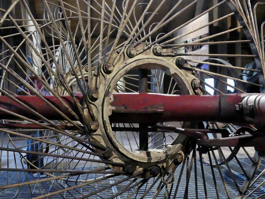 Im Gebäude 23, der Landmaschinengroßhandlung aus Buchloe... Im Gebäude 23, der Landmaschinengroßhandlung aus Buchloe...