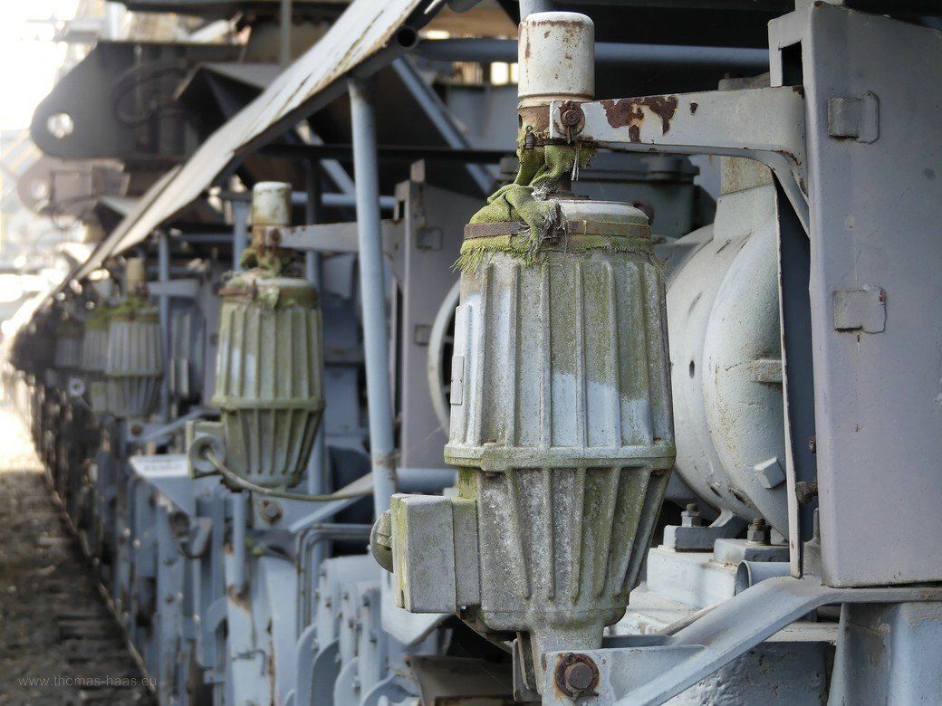 Detail, baggerseitige Fahrwerk, F60