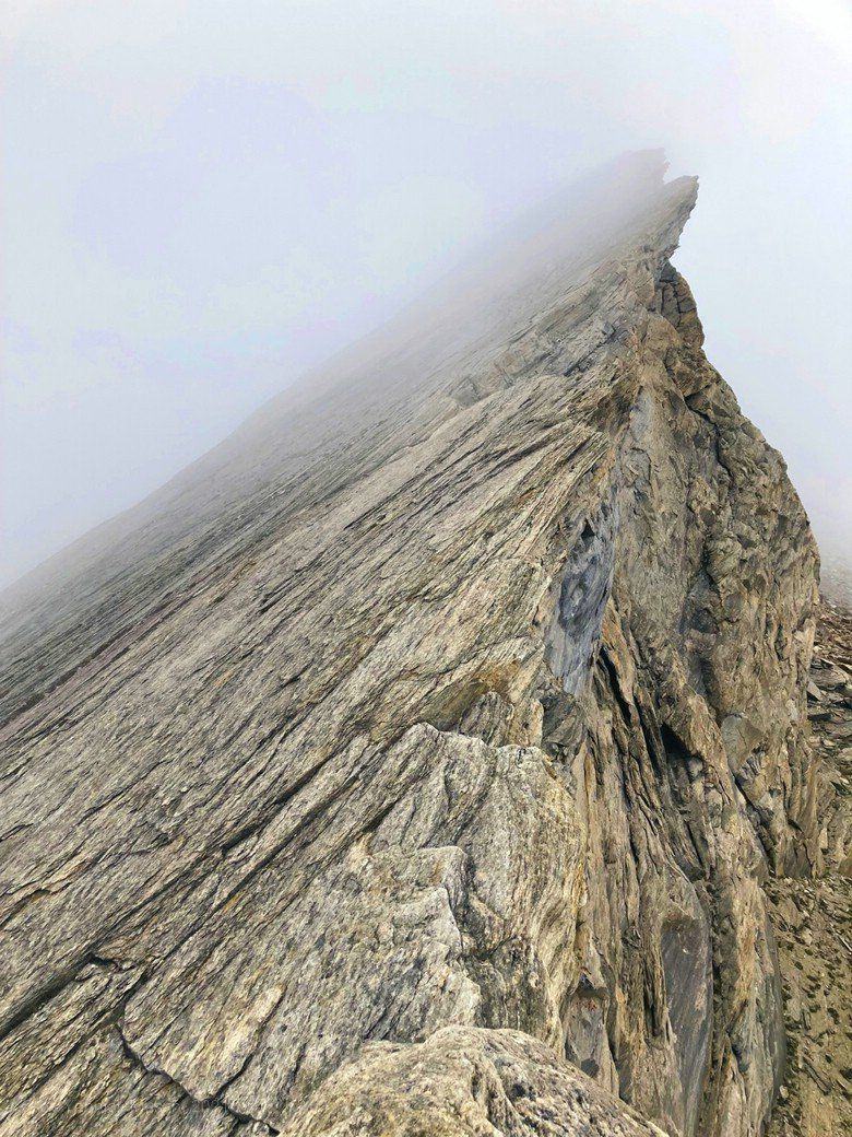 Irgendwo hier entlang ist der Einstieg... Irgendwo hier entlang ist der Einstieg...