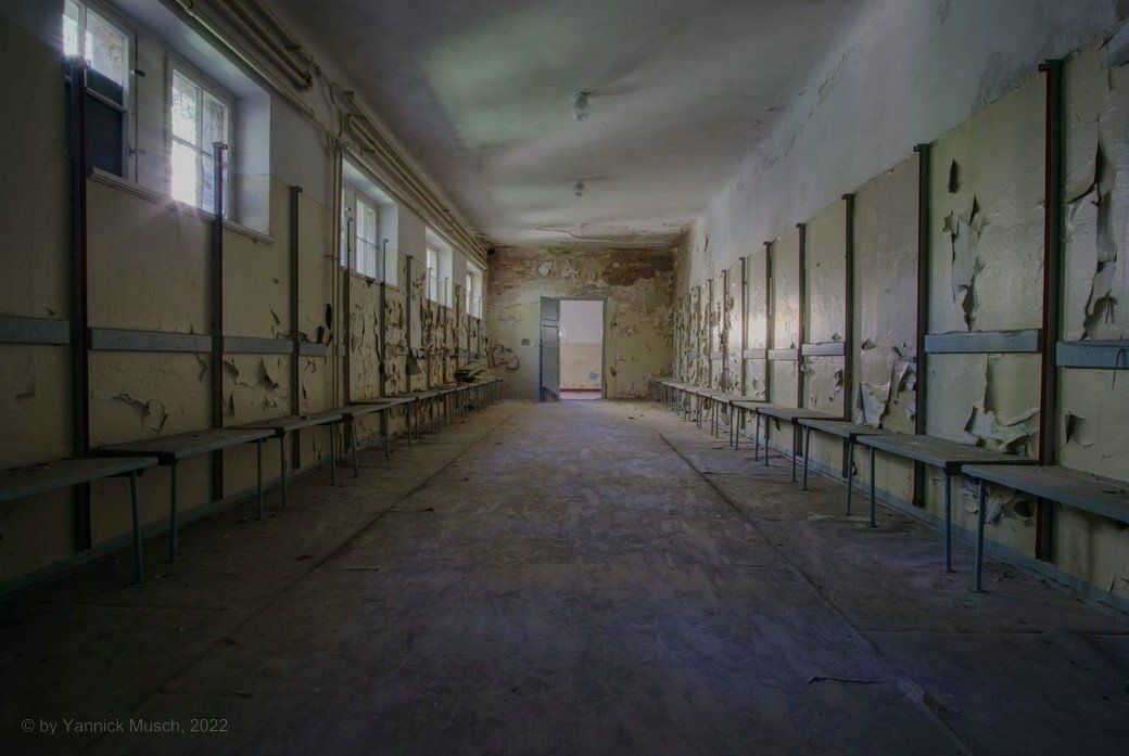 Umkleide, HdO, © by Yannick Musch, 2022 Umkleide, HdO, © by Yannick Musch, 2022