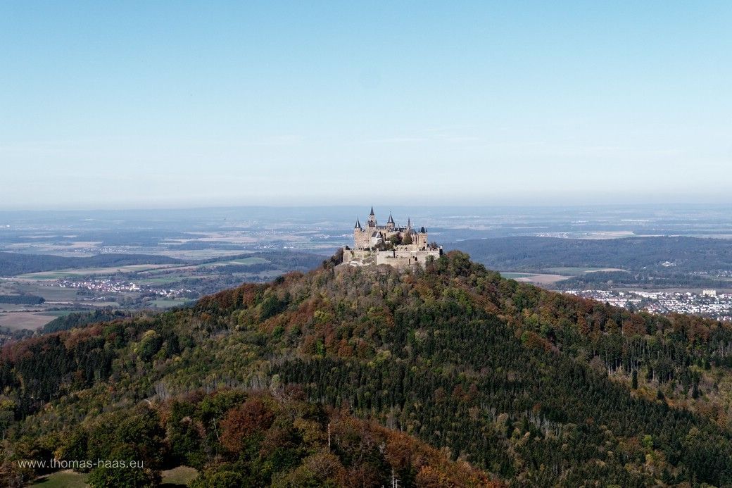 Burg Hohenzollern vom Zeller Horn, Herbst 2018 Burg Hohenzollern vom Zeller Horn, Herbst 2018