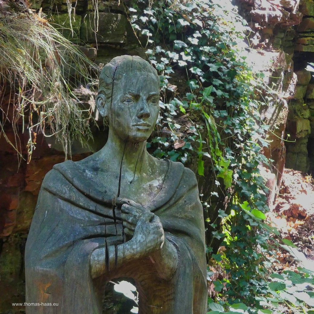 Heilbad Heiligenstadt...
Skulptur „Regentrude“ nach Theodor Storm