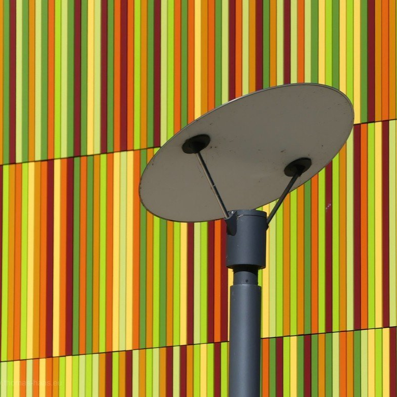 Buntes Alu-Design, Mark-Twain-Grundschule, NU Buntes Alu-Design, Mark-Twain-Grundschule, NU