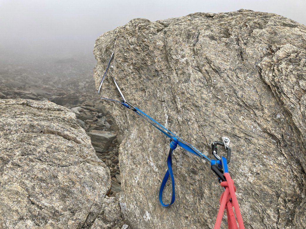 Die zusätzliche Sicherung... © by Yannick Musch, 2021 Die zusätzliche Sicherung... © by Yannick Musch, 2021