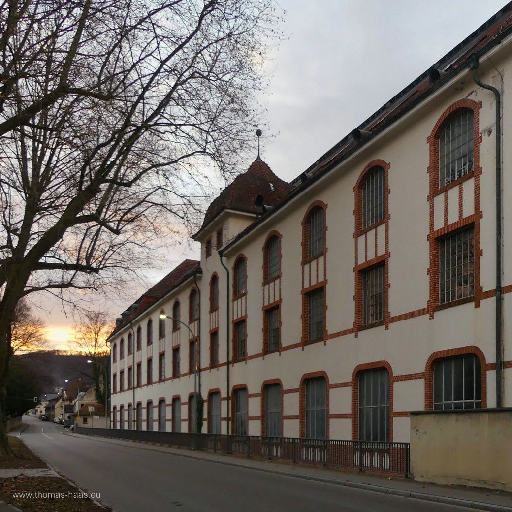 Fassade, Scheufelen, Oberlenningen, Dezember 2023 Die ehemalige Papierfabrik Scheufelen, Oberlenningen, m Dezember 2023 -Fassade