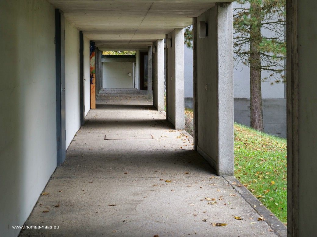 Die Dominanz des Baustoffs Beton, HfG, Oktober 2025 - Mit freundlicher Genehmigung der Stiftung HfG, Ulm Die Dominanz des Baustoffs Beton, HfG, Oktober 2025 - Mit freundlicher Genehmigung der Stiftung HfG, Ulm