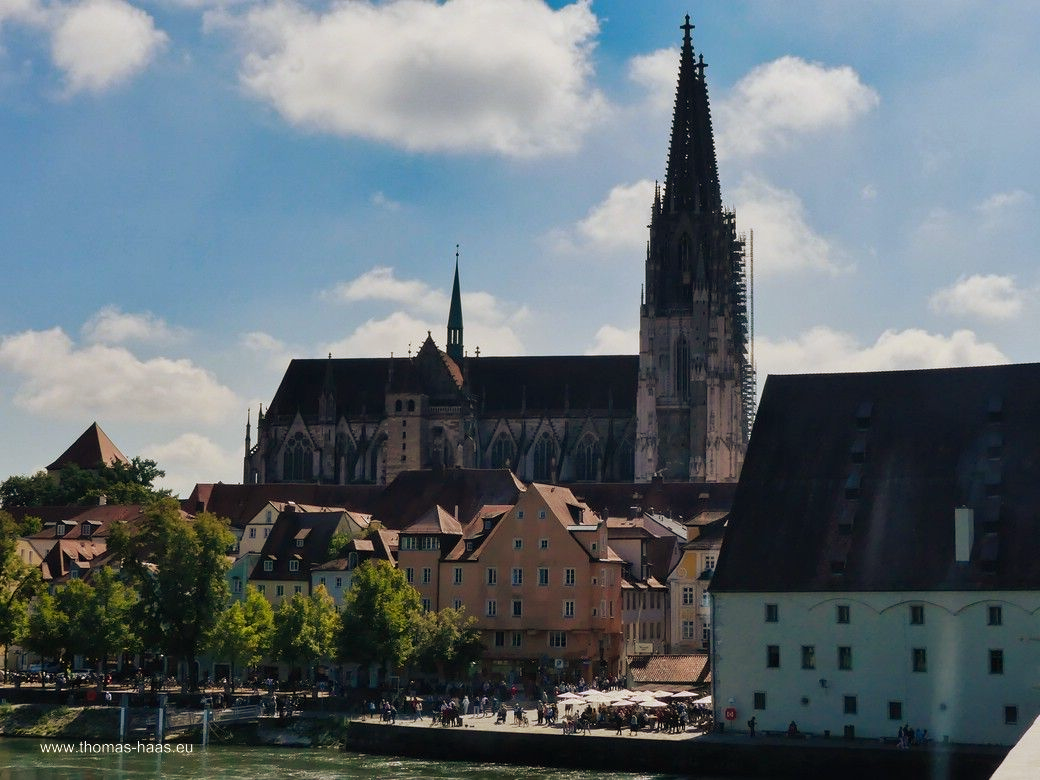 Altstadt und Dom zu Regensburg - das Licht war nicht besonders gut... Altstadt und Dom zu Regensburg - das Licht war nicht besonders gut...