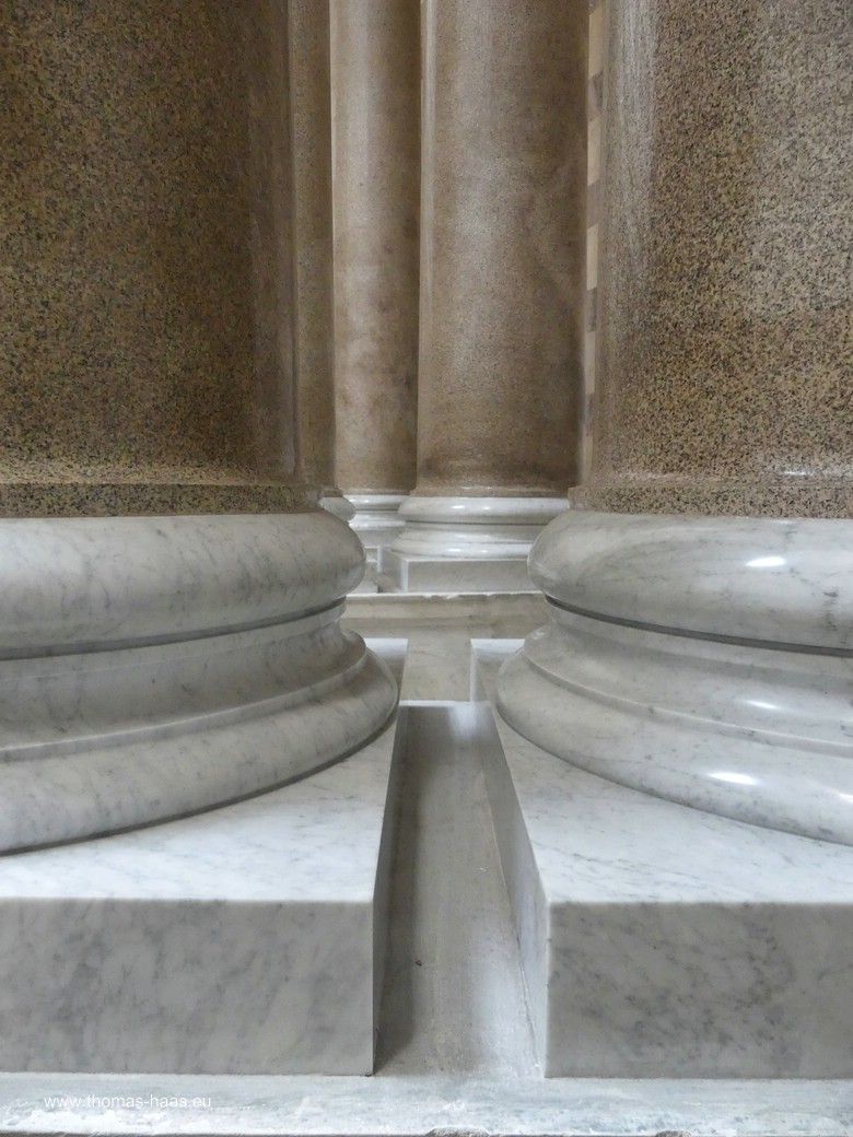 Säulenwald... Säulenwald...