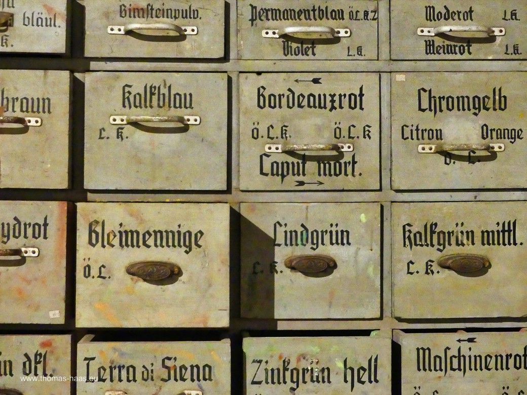 Pigmentschrank des Malers... Pigmentschrank des Malers...