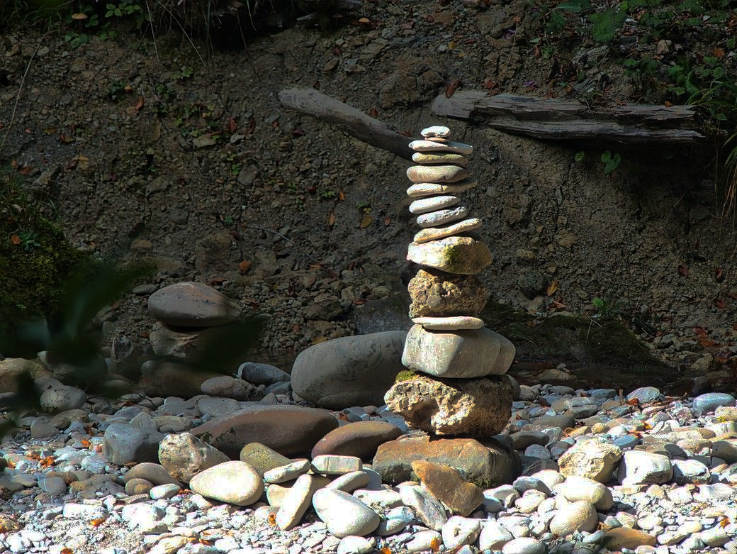 Steinmännchen im Haldertobel... Steinmännchen im Haldertobel...