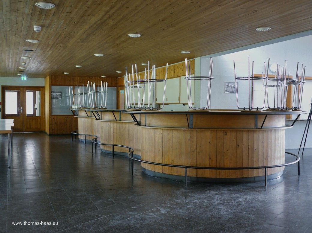 Die Mensa, Barbereich, an der HfG Ulm - Mit freundlicher Genehmigung der Stiftung HfG, Ulm Die Mensa, Barbereich, an der HfG Ulm - Mit freundlicher Genehmigung der Stiftung HfG, Ulm