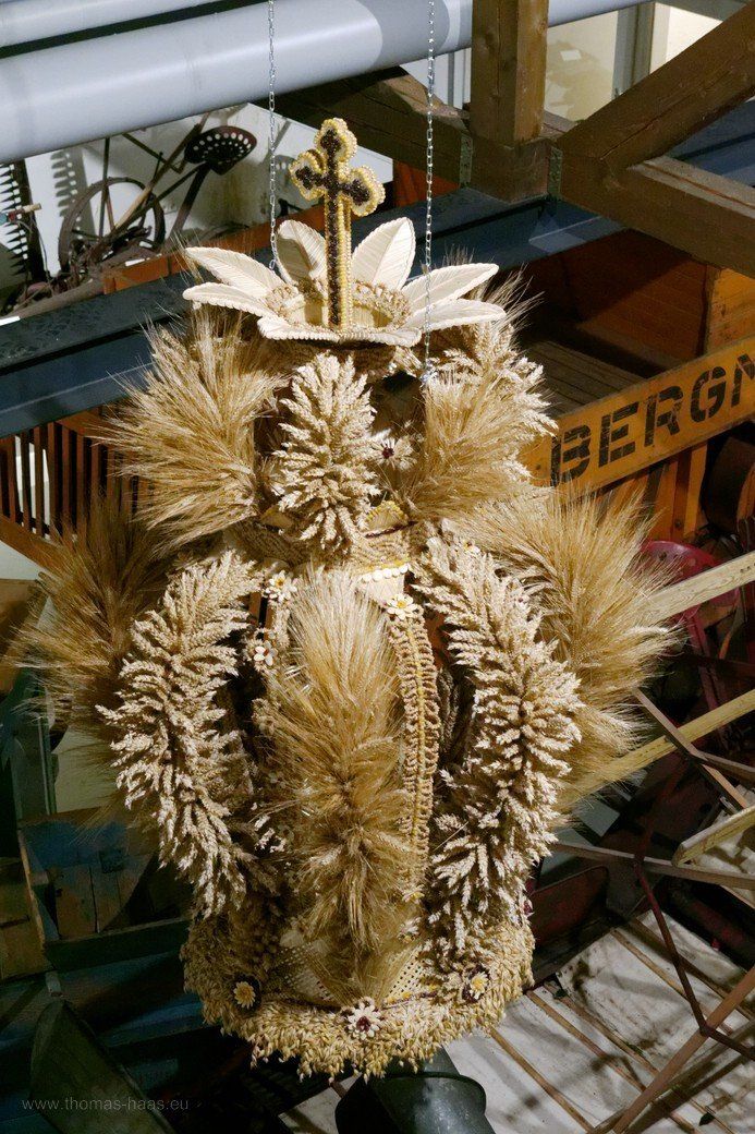 Erntekrone im Museum Eslohe Erntekrone im Museum Eslohe