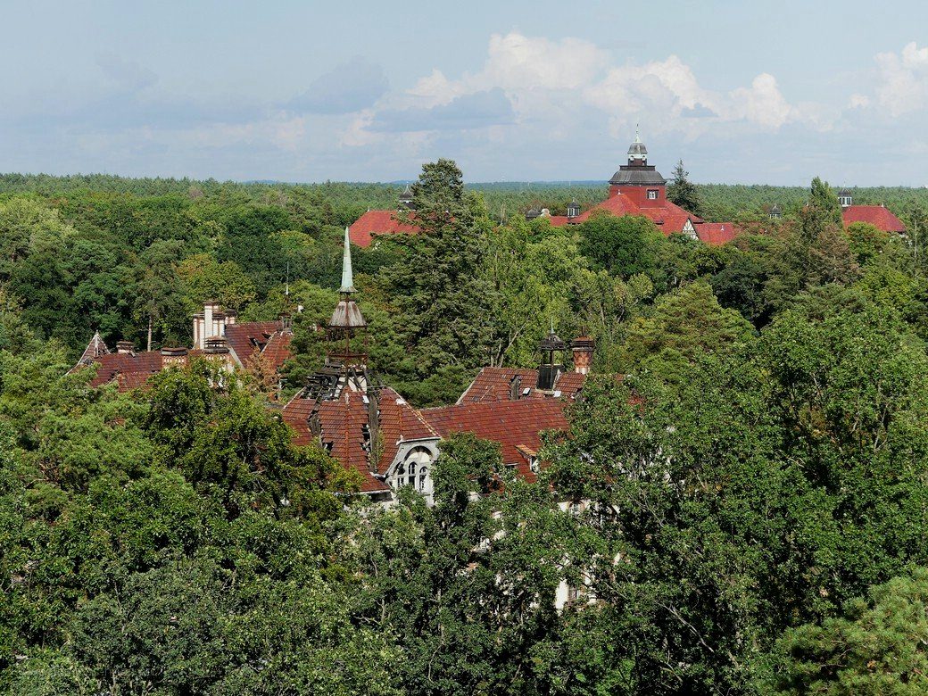 Beelitz Heilstätten vom Baumwipfelpfad Zeit & Raum, 2022 Beelitz Heilstätten vom Baumwipfelpfad Zeit & Raum, 2022