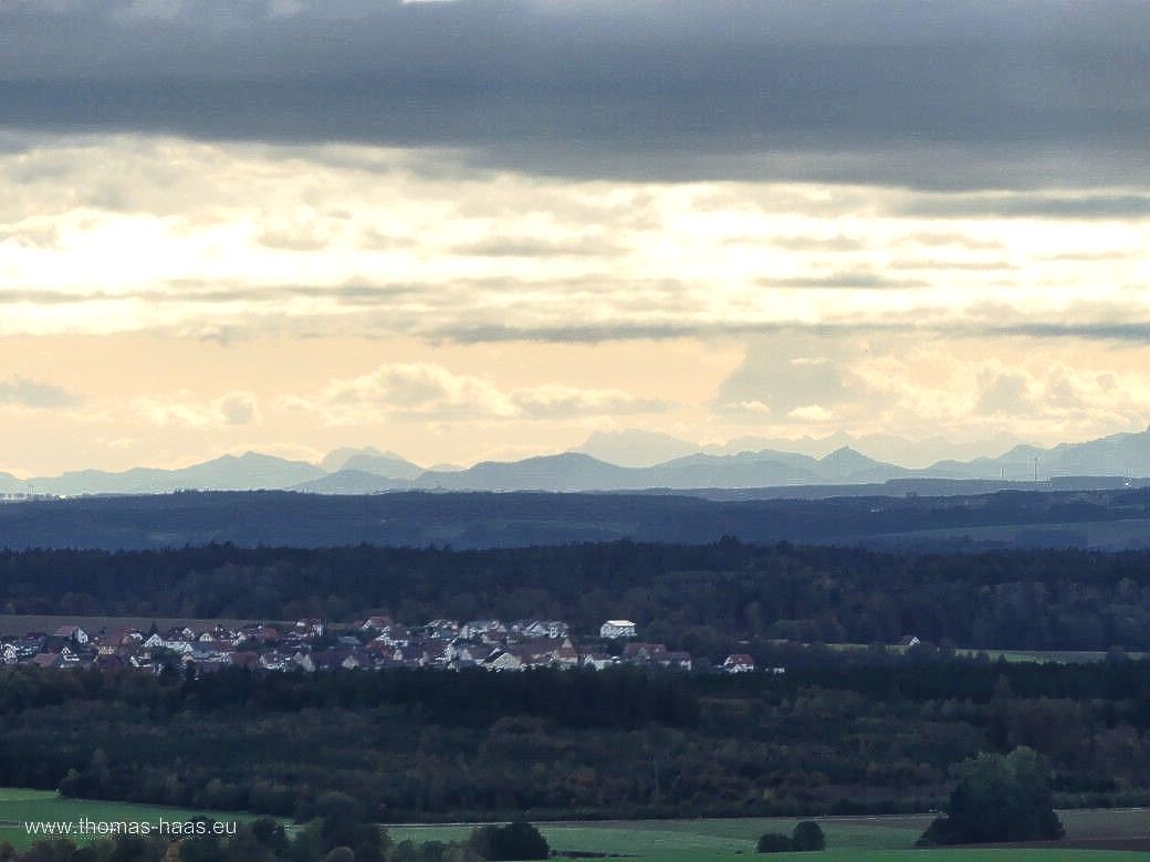 Das Alpenpanorama vom Bussen im Oktober 2023 Bergpanoram im Licht des Vormittags vom Bussen aufgenommen, 2023