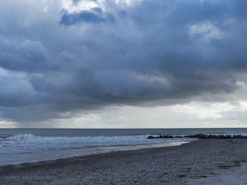 Unwetterstimmung am Strand in Schönhagen... Der Strand in Schönhagen, Unwetterstimmung...
