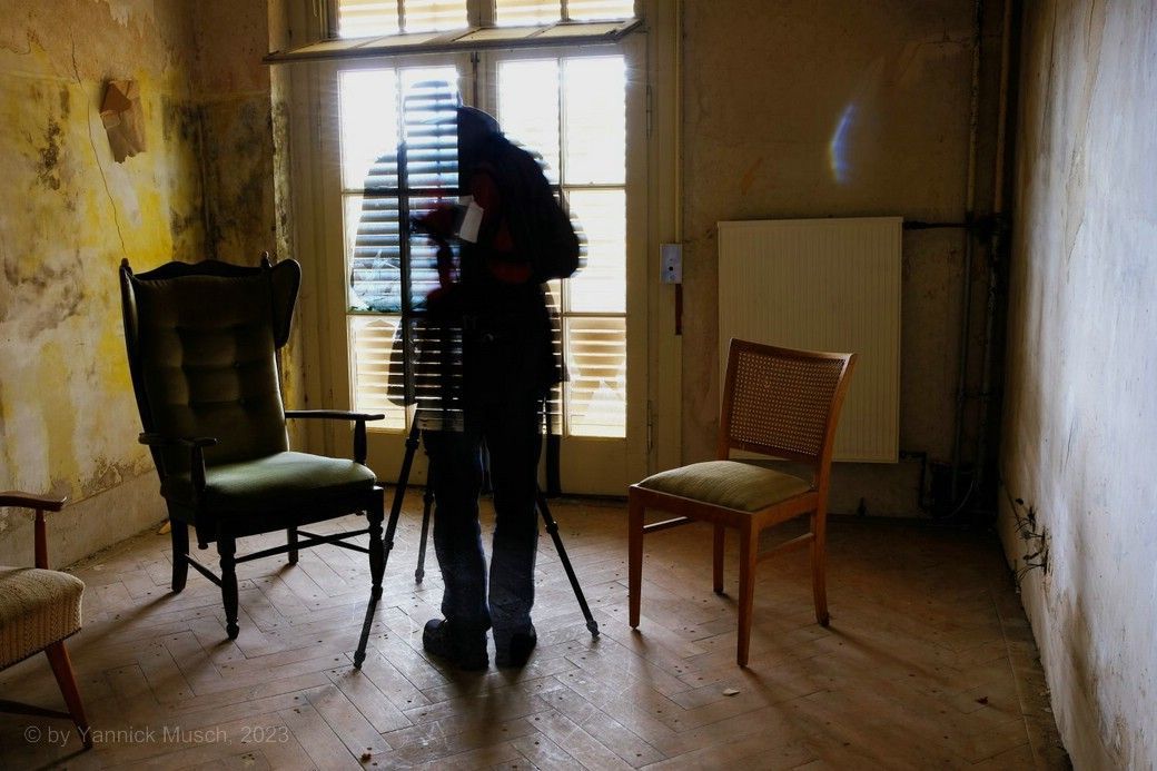 Man sagt, in der Waldlust gibt es Geister - © by Yannick Musch, 2023 Man sagt, es gäbe Geister dort... © by Yannick Musch