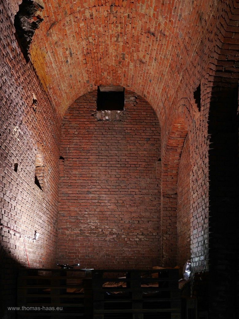 Der ehemalige Eiskeller gleicht einer Kathedrale! Der ehemalige Eiskeller gleicht einer Kathedrale!