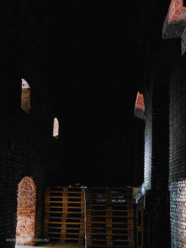 Der ehemalige Eiskeller gleicht einer Kathedrale! Der ehemalige Eiskeller gleicht einer Kathedrale!