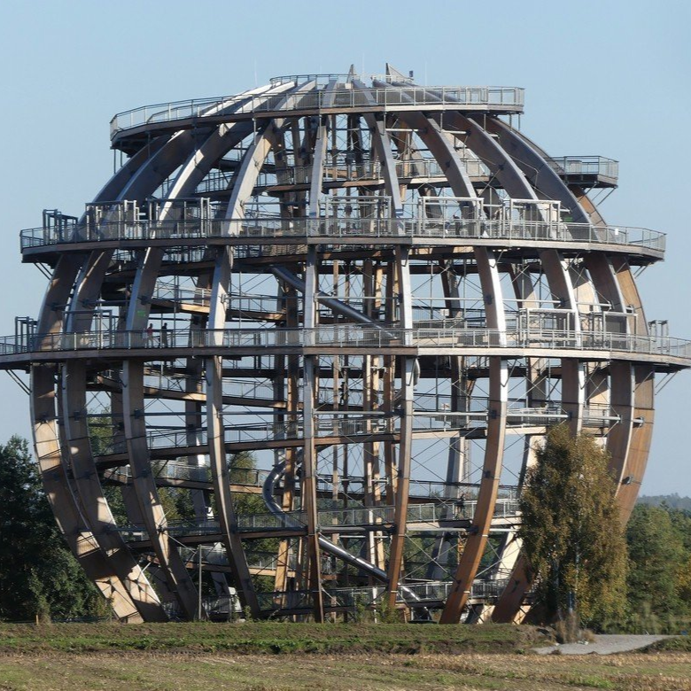 Die Erlebnisholzkugel... Die Erlebnisholzkugel...