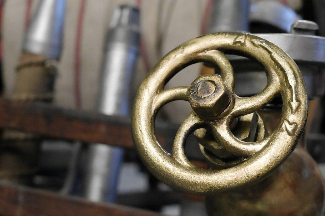 Handrad aus Messingguss, Motiv 2021 Handrad aus Messingguss, Motiv 2021