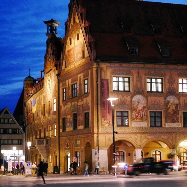 Das Ulmer Rathaus im November 2022 Das Ulmer Rathaus im November 2022