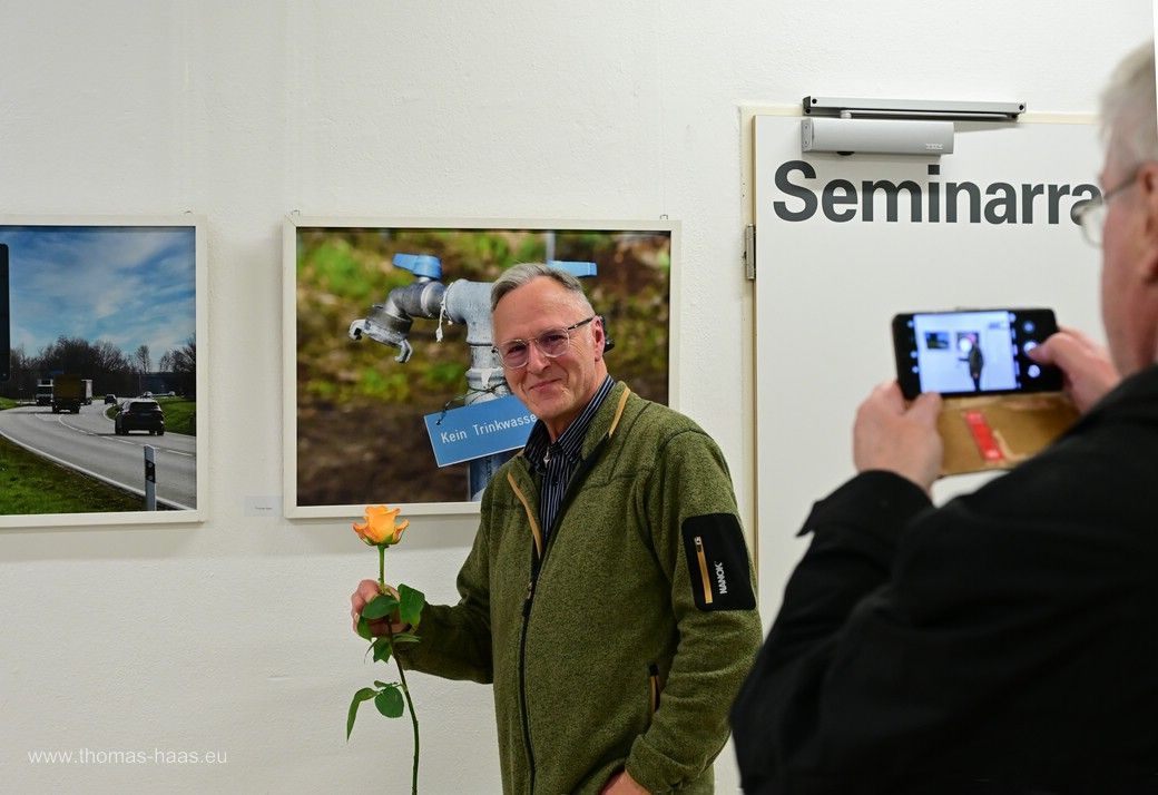 Ausstellung vh Ulm, Dezember 2024 Ausstellung vh Ulm, Dezember 2024