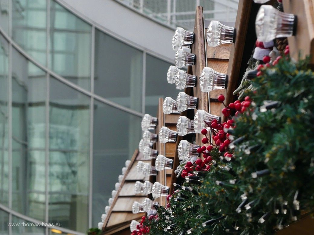 IBudenzauber und Meier-Bau... Budenzauber und Meier-Bau...