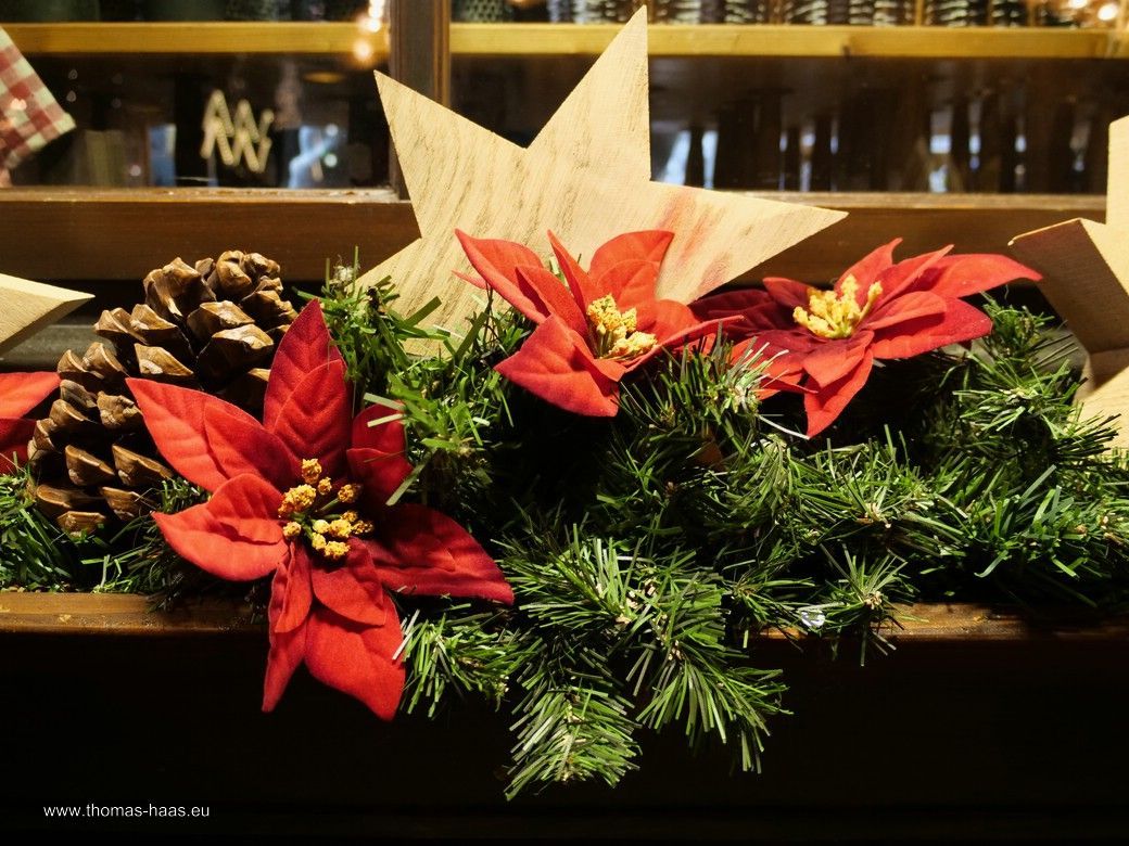 Zierrat am Verkaufsstand... Zierrat am Verkaufsstand...