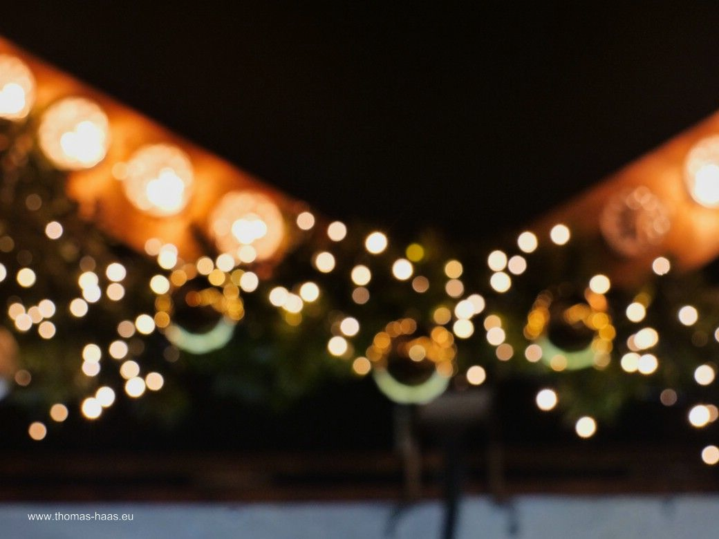 Weihnachten - noch etwas unscharf am Horizont... - Ulm, Dezember 2025 Weihnachten - noch etwas unscharf am Horizont... - Ulm, Dezember 2025