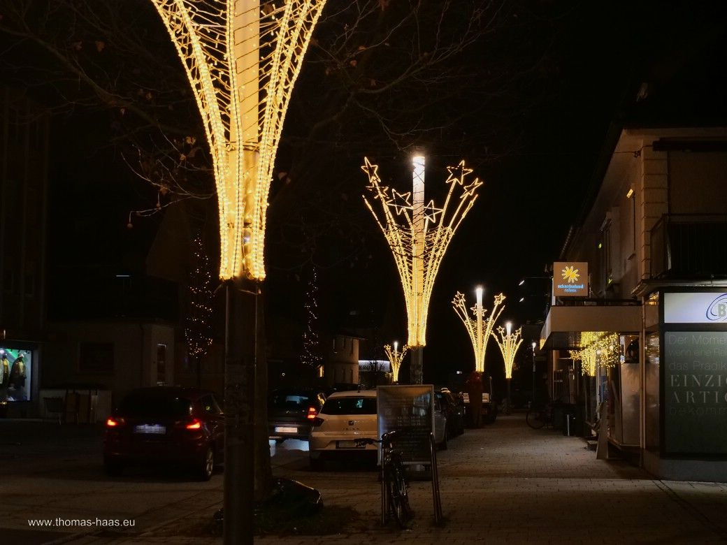 Laternenaufsätze - Vöhringen leuchtet im Advent 2025 Laternenaufsätze - Vöhringen leuchtet im Advent 2025