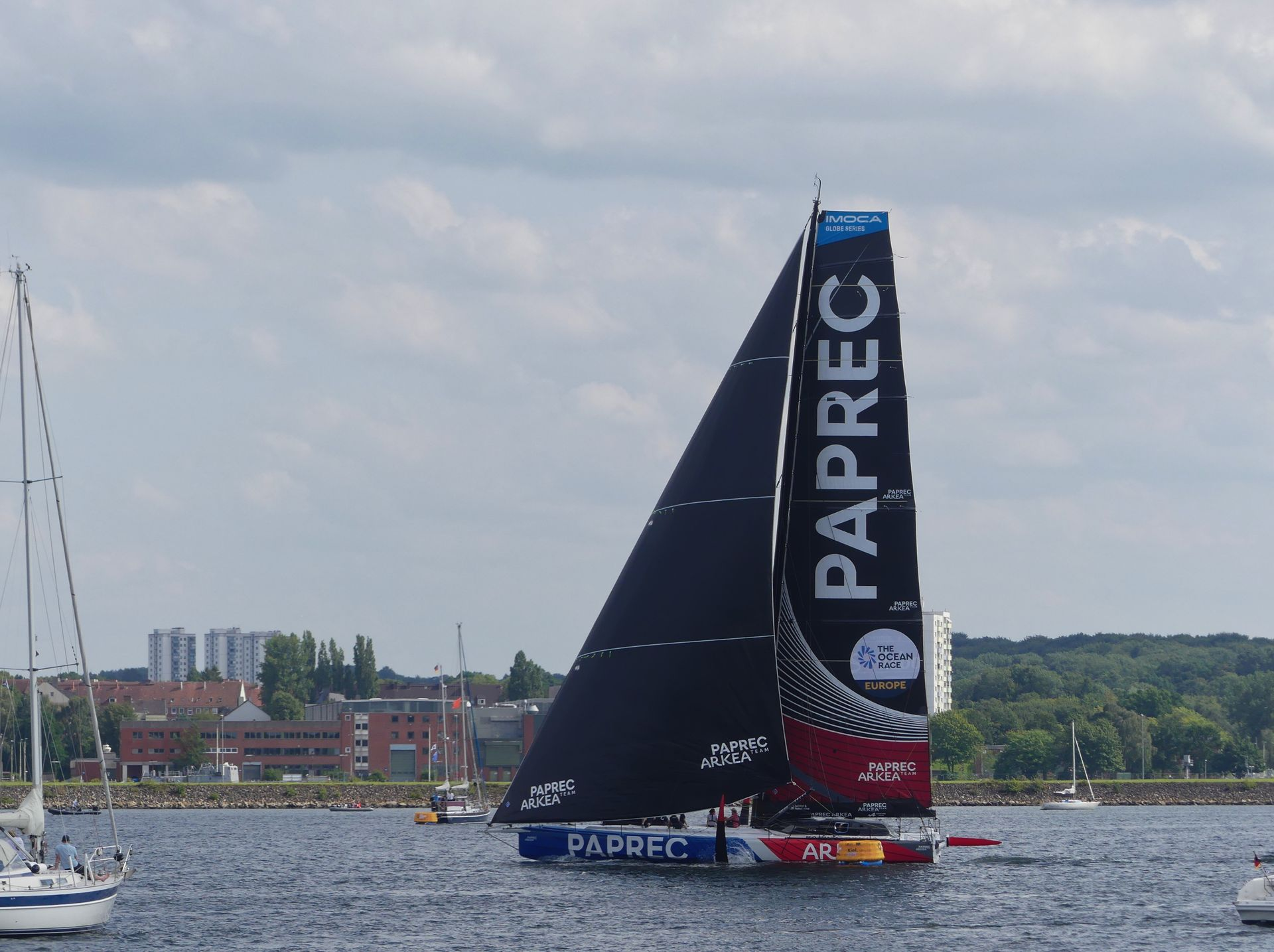 Dinkelfeld und blau-weißer Himmel, 2025 Dinkelfeld und blau-weißer Himmel, 2025