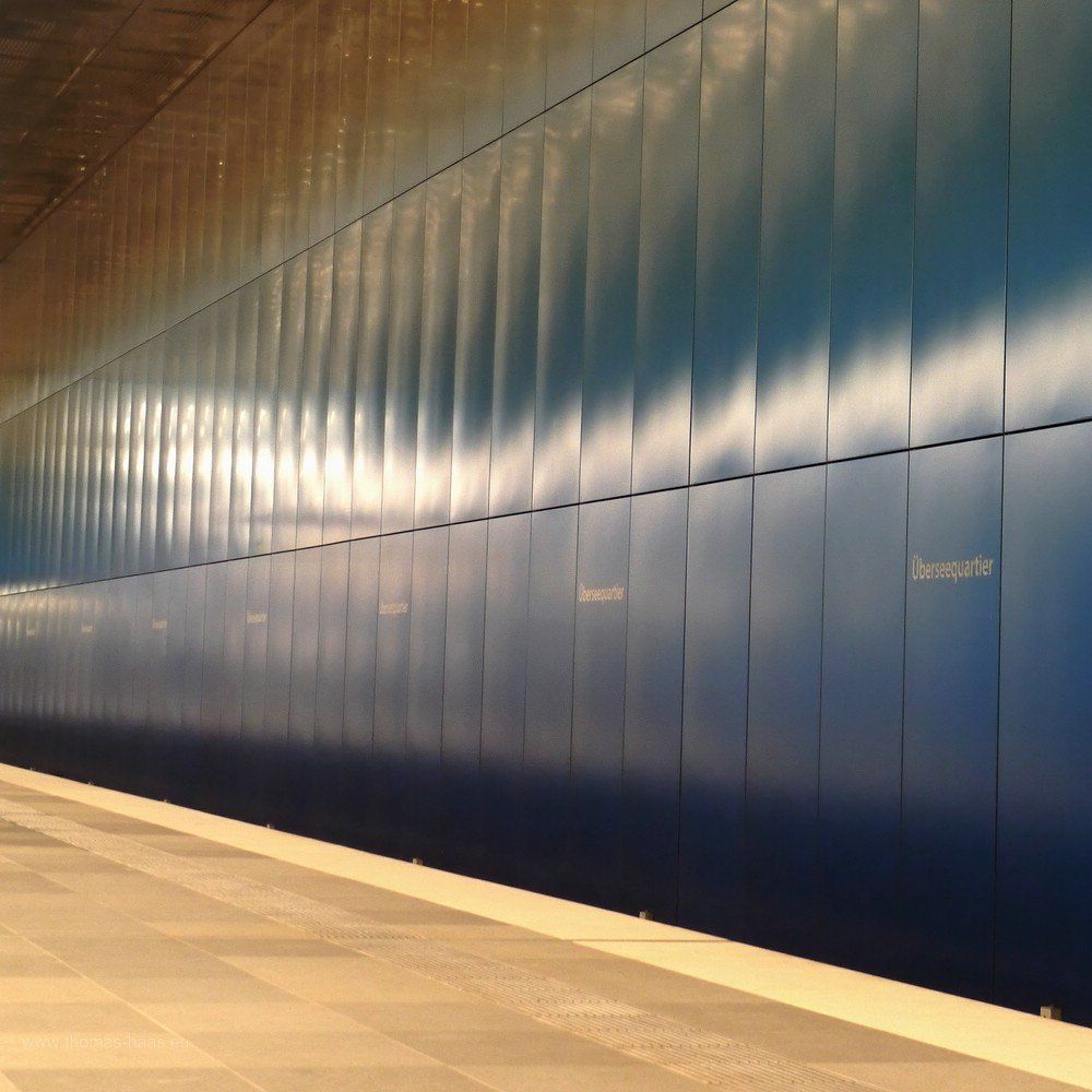 Station Überseequartier der U4 in Hamburg, Bahnsteig