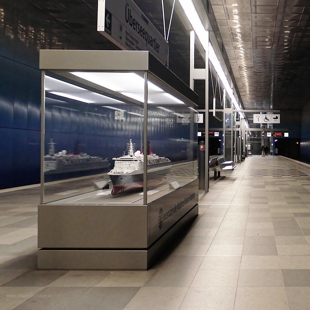 Bahnsteig U4 Überseequartier, Hamburg