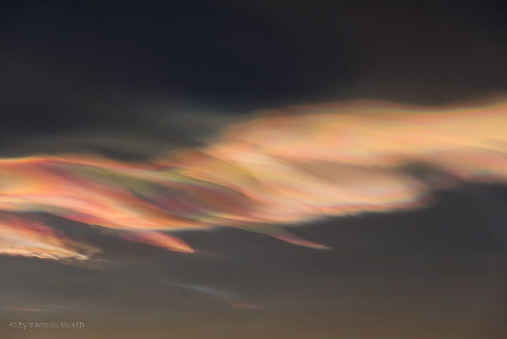 Perlmuttwolken - ein Farbenspiel... Perlmuttwolken - ein nordisches Farbenspiel...