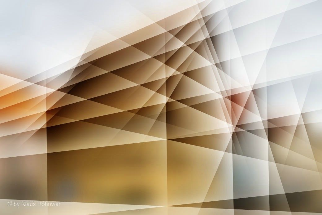 Siebendächerhaus, Memmingen, © by Dr. Klaus Rohwer, Bearbeitung mit Lyonel-Feininger-Effekt, 2023 Siebendächerhaus, Memmingen, © by Dr. Klaus Rohwer, Bearbeitung mit Lyonel-Feininger-Effekt, 2023