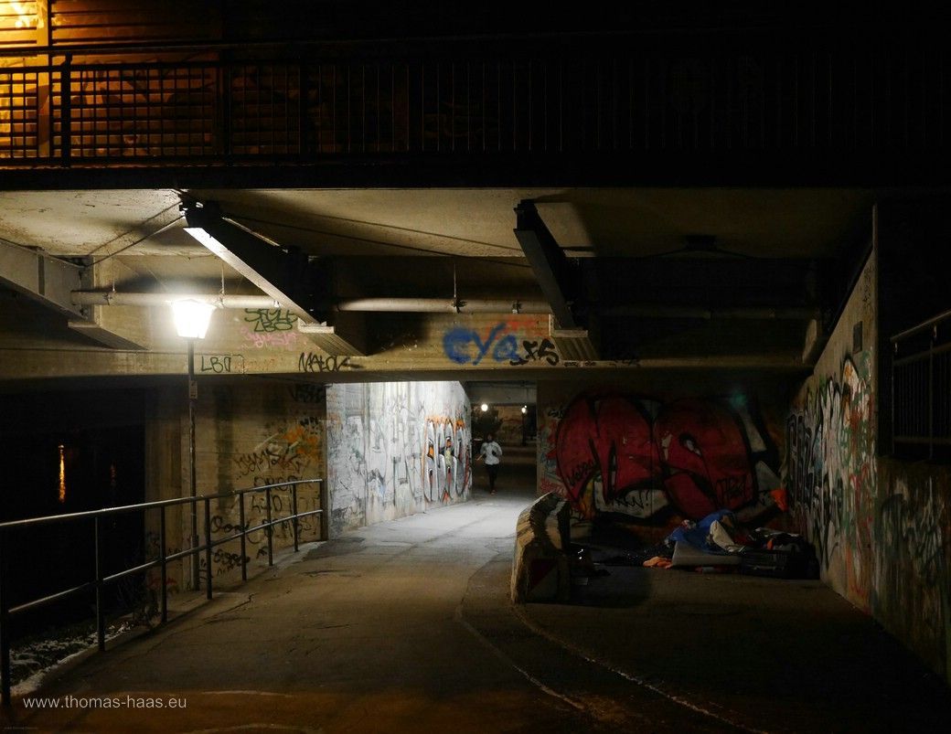 Obdachlos unter Ulmer Brücken, 2023 Obdachlos unter Ulmer Brücken, der Rand der Gesellschaft, 2023