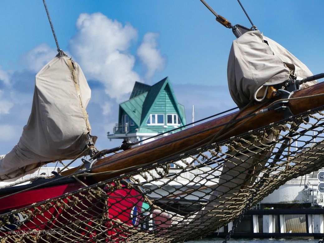 Klüvernetz der „Lovis“ und Kappelner Klappbrücke... Klüvernetz der „Lovis“ und Kappelner Klappbrücke...