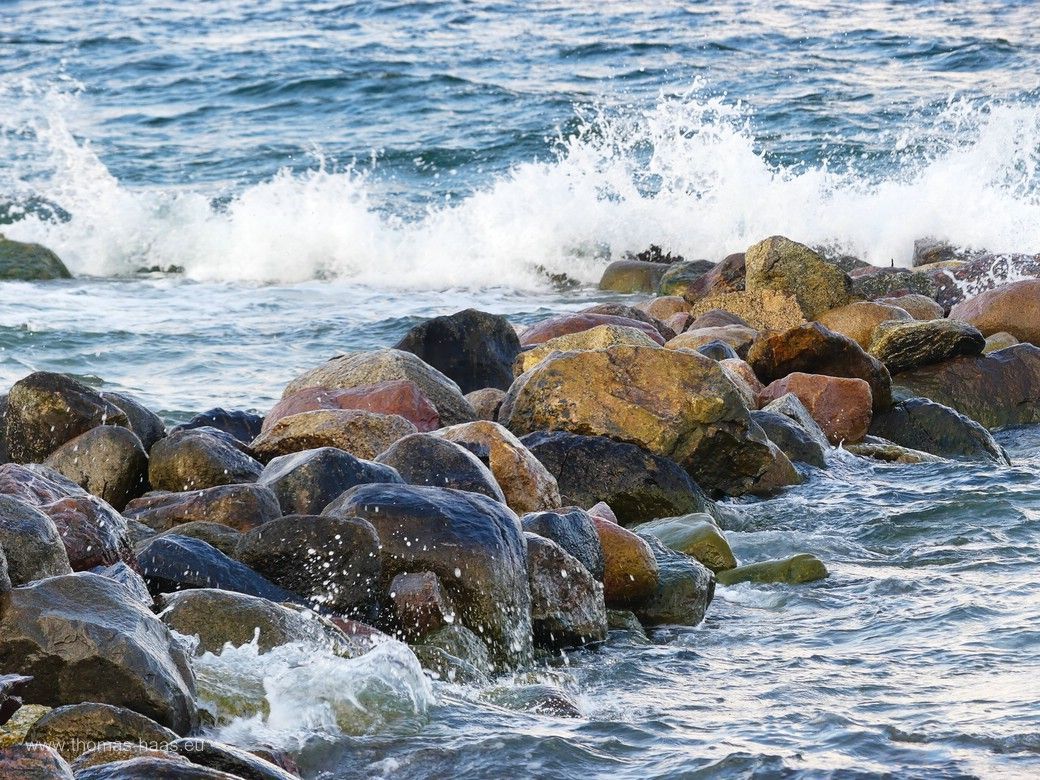 Ein Wellenbrecher in Damp, 2024 Ein Wellenbrecher in Damp, 2024