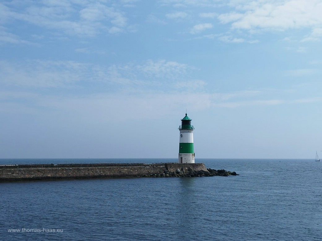 Der Leuchtturm von Schleimünde auf der noch zerstörten Mole, April 2024