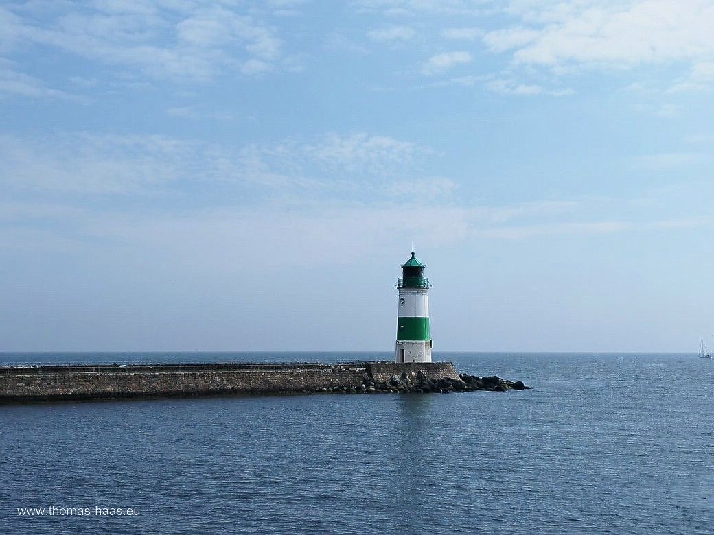 Schleimünde, der Leuchtturm, von Bord der M/S Stadt Kappeln Ende April 2024 Der Leuchtturm von Schleimünde Ende April 2024, Warten auf die Bautrupps, rund sechs Monate nach der Flut!